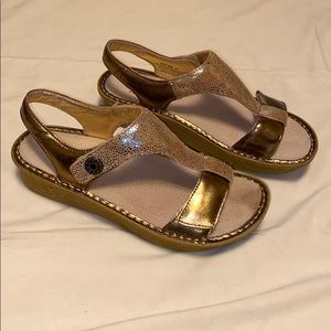 Alegria Women’s Sandals Size 9